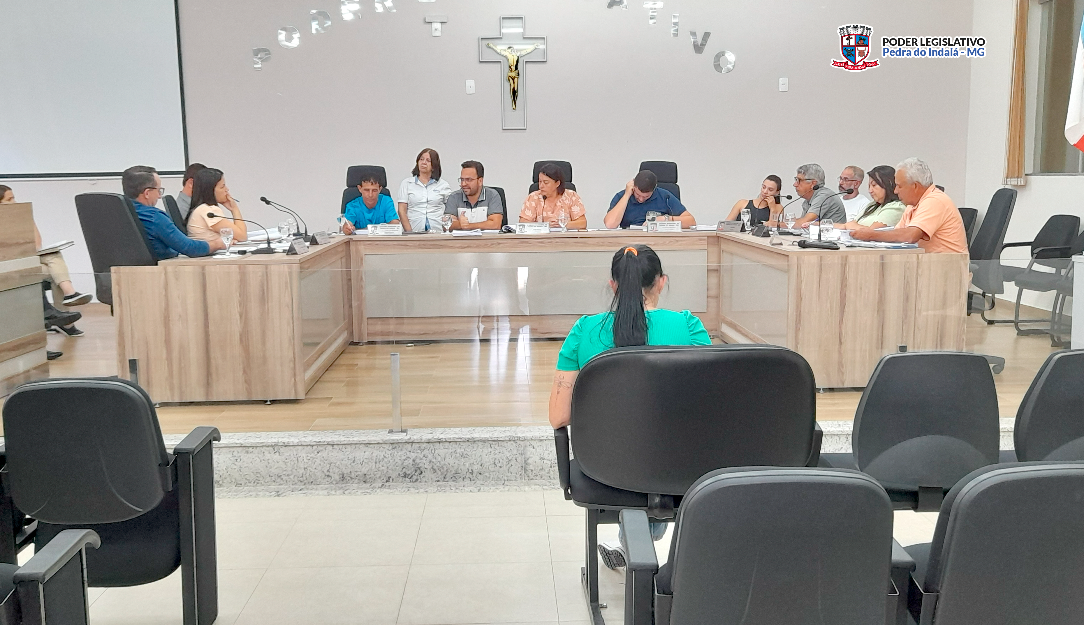 Câmara de Pedra do Indaiá realiza Audiência Pública sobre o PPA e a LDO de 2026