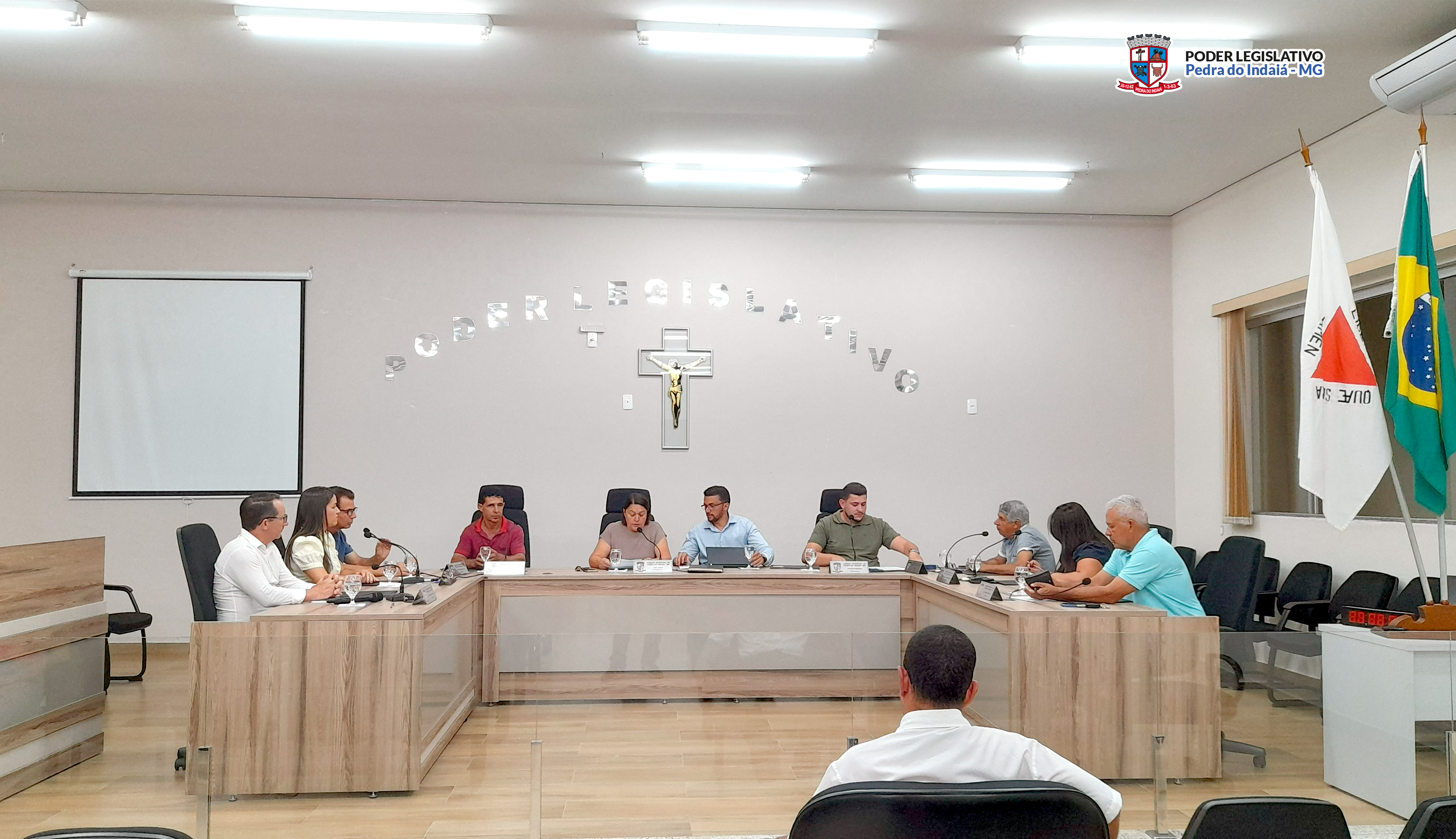 Câmara Municipal de Pedra do Indaiá realiza 12ª Reunião Ordinária